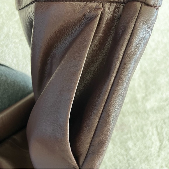 CHICO’S BURGUNDY WINE RED LEATHER CROPPED PULL ON PANTS SIZE 2.5/14 TRENDY - Picture 5 of 7